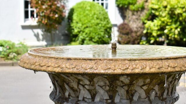 gb-gorse-hill-fountain